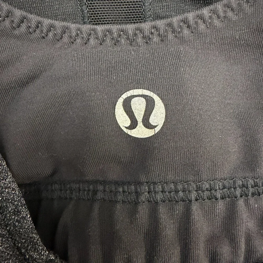 Lululemon Athletica Women Tank Top Built in Bra Gray‎ Black Ruched Size 4